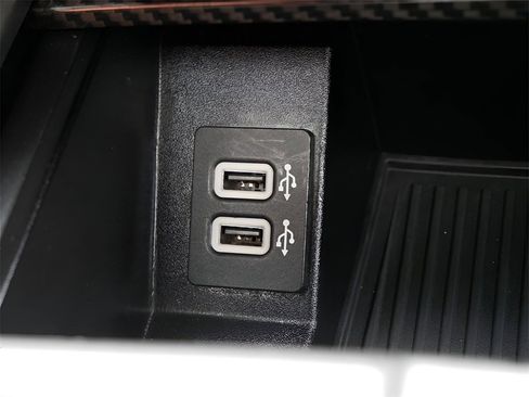 Used 2020 Ford F150 Raptor w/ Equipment Group 802A Luxury image 27