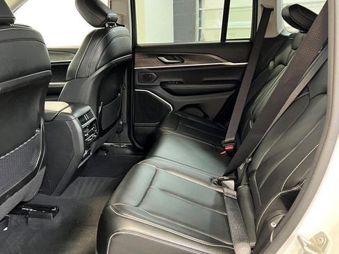 Used 2024 Jeep Grand Cherokee Limited 4xe image 22