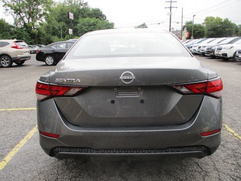 Used 2024 Nissan Sentra S FWD image 18