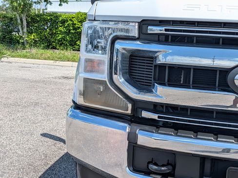 Used 2020 Ford F350 XL w/ Power Equipment Group RWD image 12