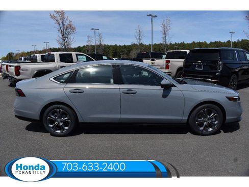 New 2026 Honda Accord Hybrid EX-L image 8