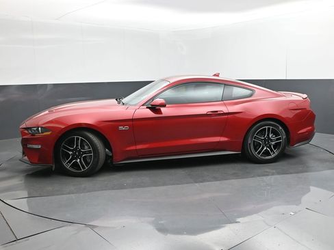 Used 2021 Ford Mustang GT RWD image 2
