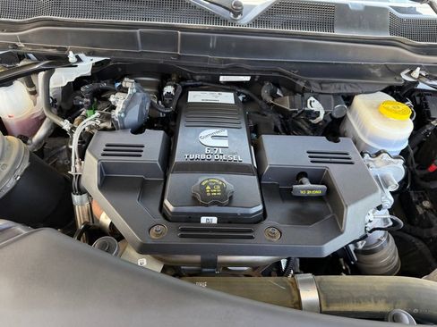 Used 2024 RAM 2500 Laramie w/ Safety Group AWD/4WD image 17