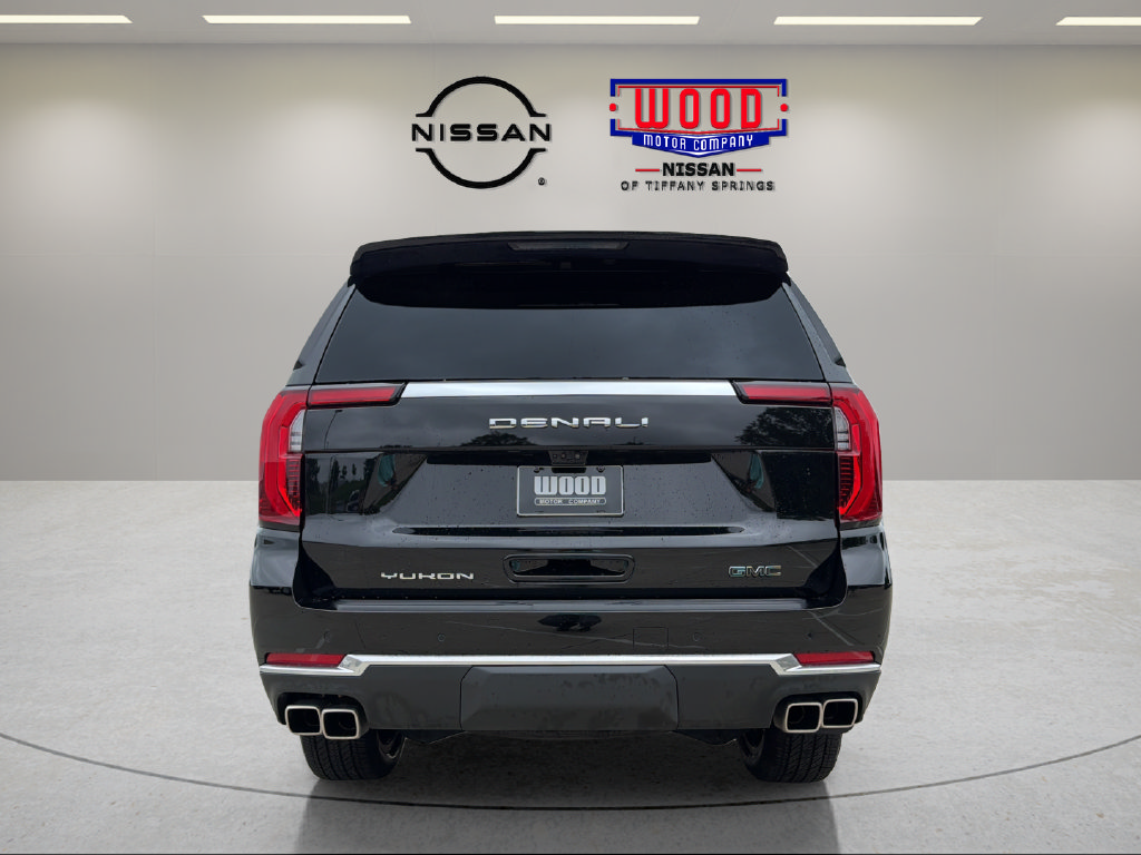 Used 2026 GMC Yukon Denali w/ Advanced Technology Package AWD/4WD image 3