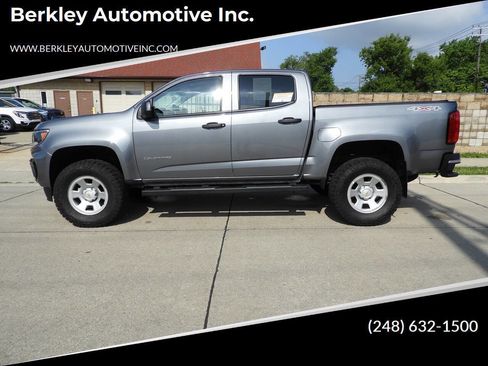 Used 2022 Chevrolet Colorado W/T w/ WT Convenience Package AWD/4WD image 1