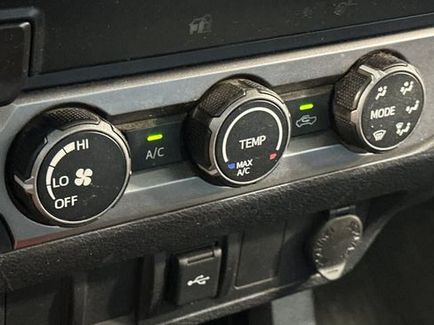 Used 2021 Toyota Tacoma SR w/ SR Convenience Package RWD image 22