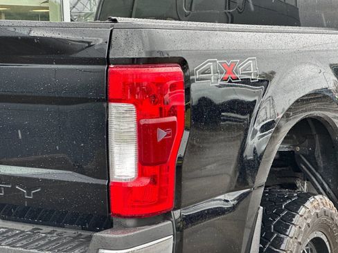Used 2018 Ford F350 Lariat w/ Lariat Ultimate Package AWD/4WD image 25