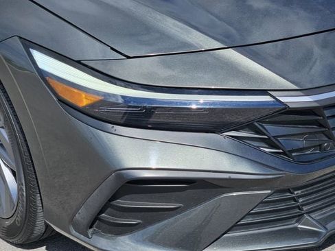 Used 2024 Hyundai Elantra SEL image 8