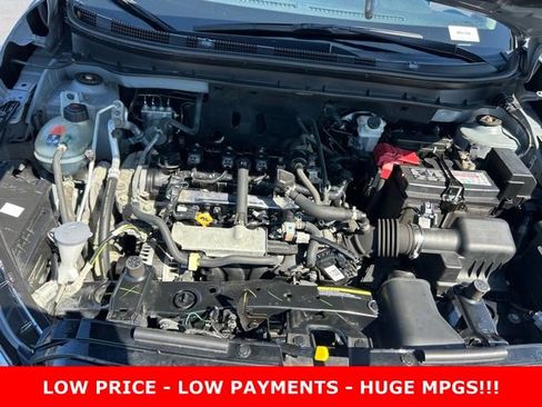 Used 2023 Nissan Kicks SV FWD image 11
