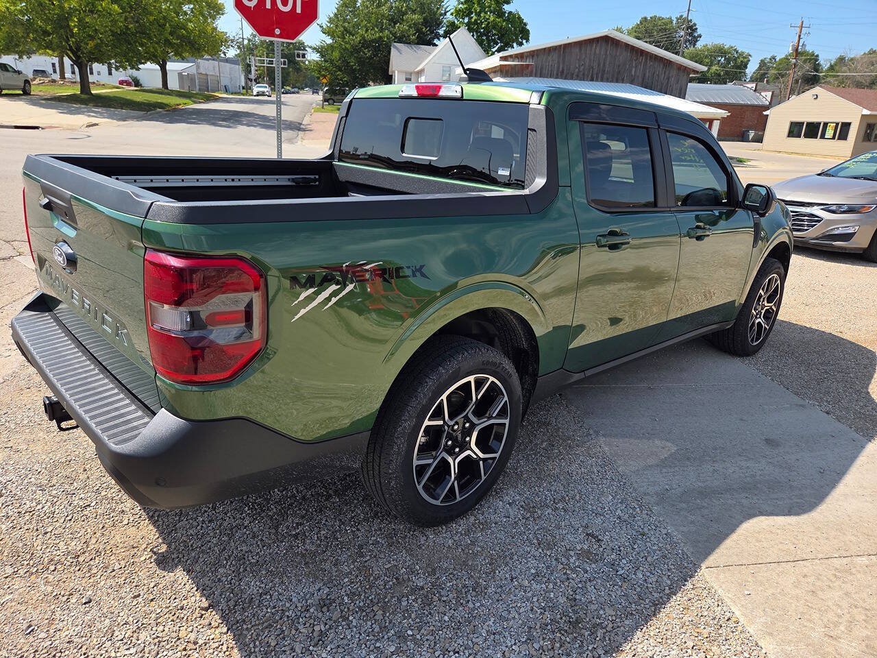 Used 2025 Ford Maverick Lariat AWD/4WD image 27