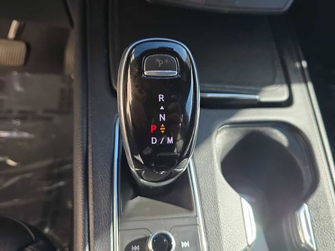 Used 2020 Cadillac XT4 Premium Luxury image 20