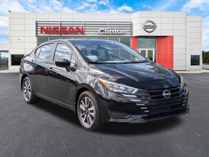 New 2025 Nissan Versa SV w/ Trunk Package