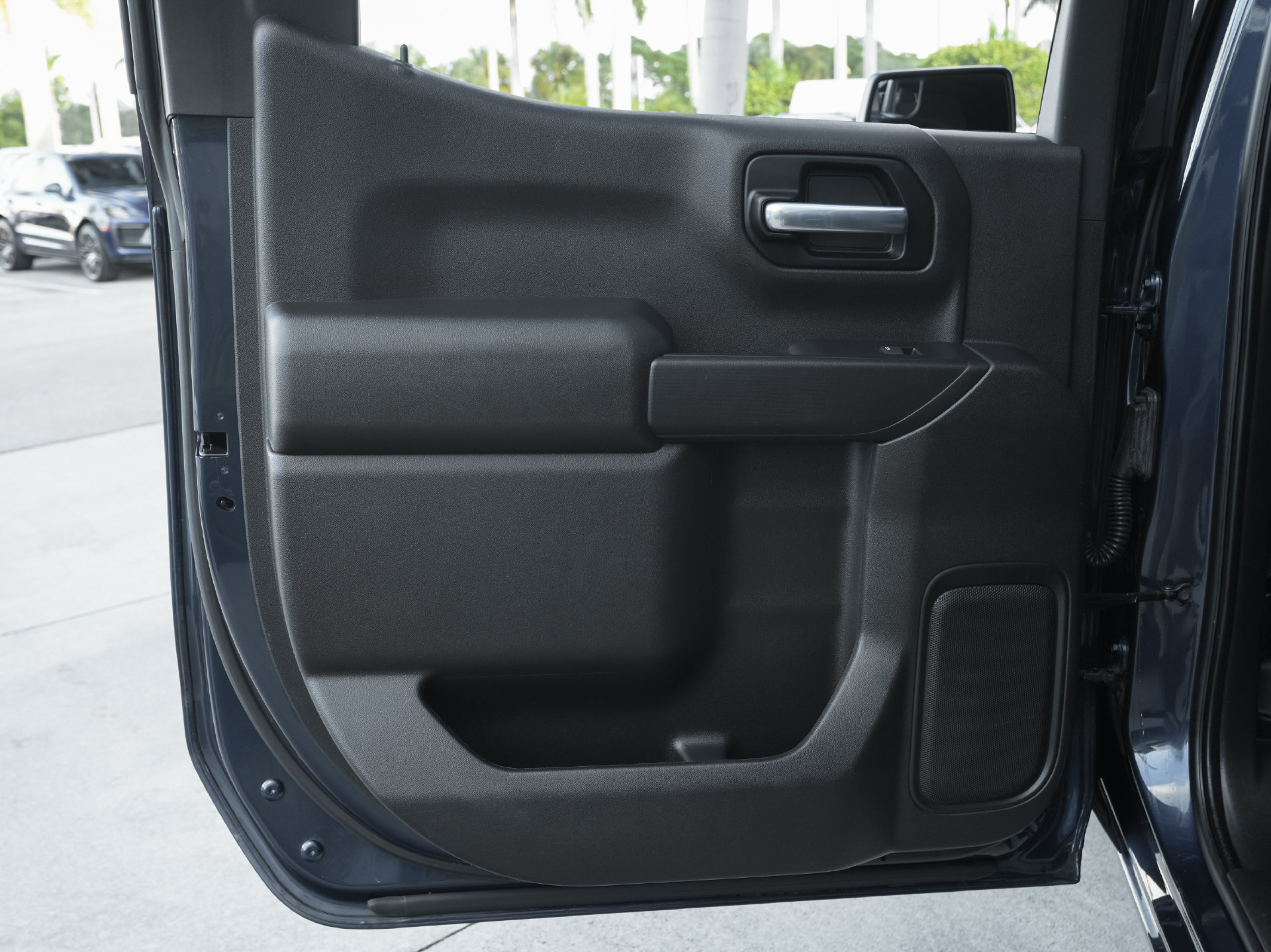 Used 2021 Chevrolet Silverado 1500 Custom w/ Safety Confidence Package RWD image 40