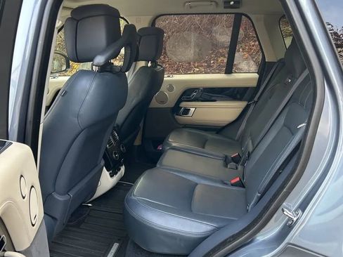 Used 2020 Land Rover Range Rover HSE image 19