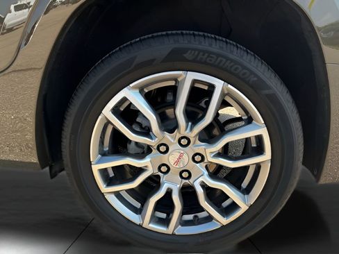 Used 2023 GMC Terrain Denali image 44