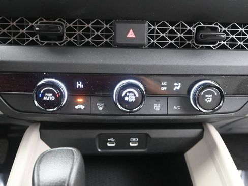 Used 2023 Honda Accord LX image 18