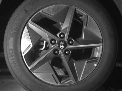 Used 2025 Hyundai Tucson SEL FWD image 15