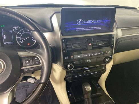 Certified 2023 Lexus GX 460 Premium w/ Premium Package AWD/4WD image 17