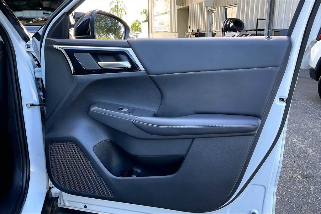 Used 2022 Mitsubishi Outlander SE FWD image 20