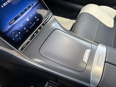 Used 2025 Mercedes-Benz C 300 Sedan image 15