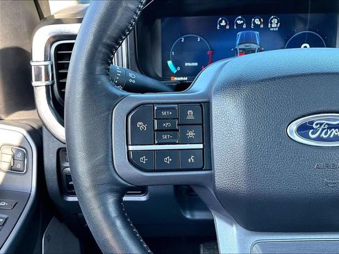 Used 2024 Ford F250 Lariat w/ Lariat Ultimate Package AWD/4WD image 12