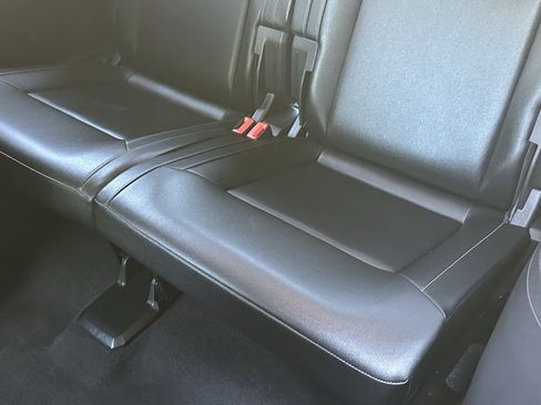 Used 2019 Volkswagen Atlas SE FWD image 21