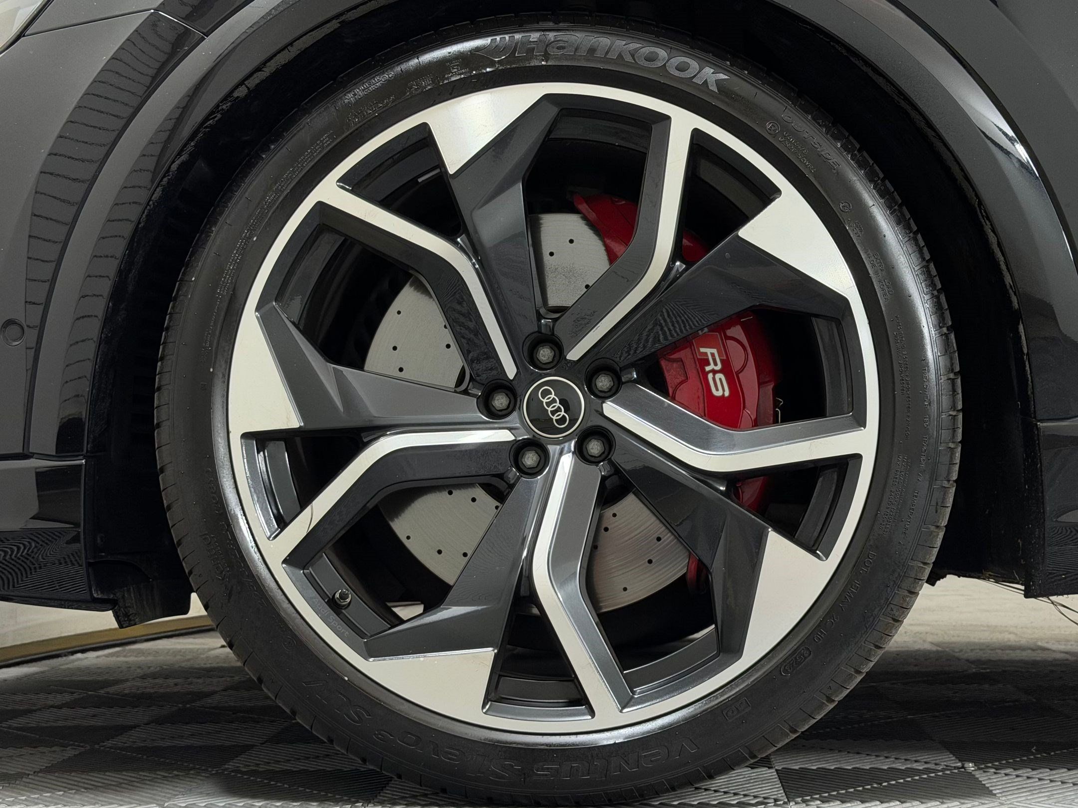 Used 2024 Audi RS Q8 w/ Black Optic Package AWD/4WD image 12
