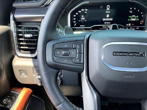 Used 2018 GMC Sierra 1500 SLT w/ Enhanced Driver Alert Package RWD image 24