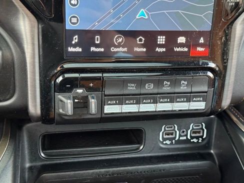 Used 2024 RAM 2500 Limited w/ Safety Group image 21