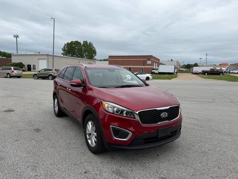 Used 2017 Kia Sorento AWD image 6