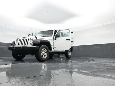 Used 2017 Jeep Wrangler Unlimited Sport AWD/4WD image 30