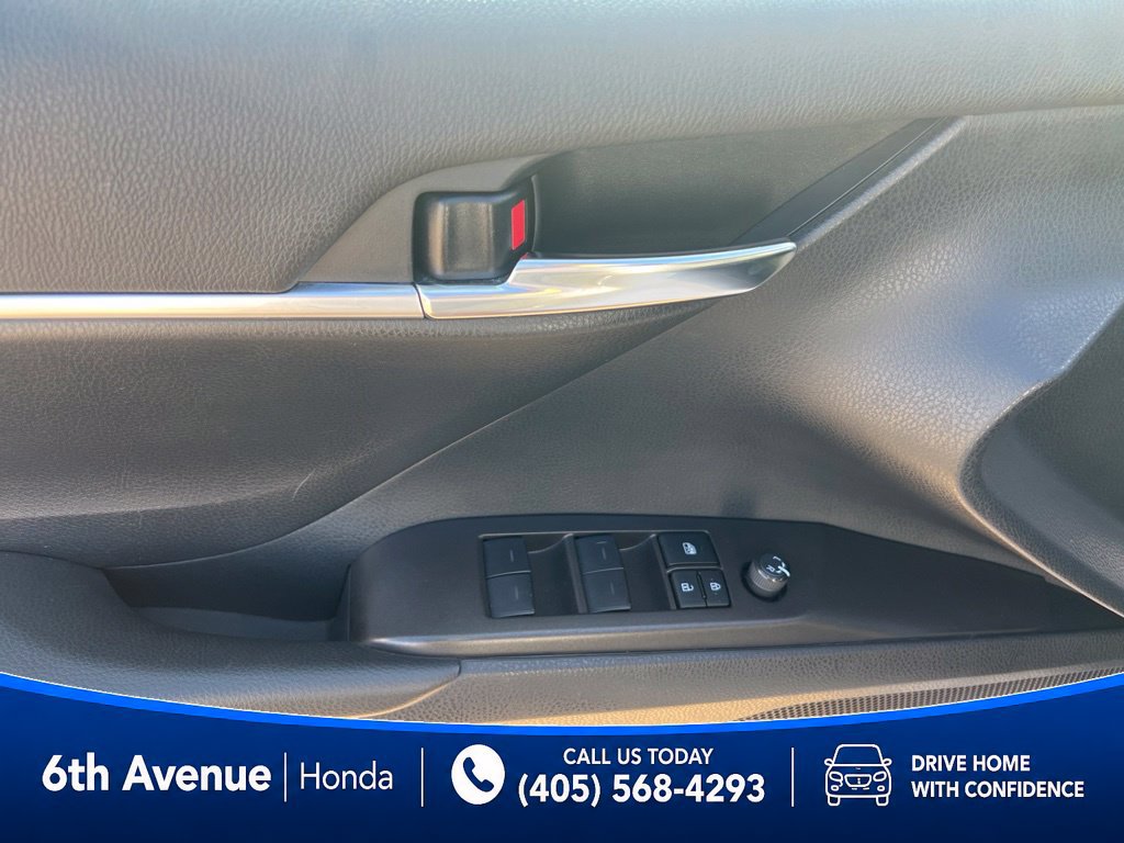 Used 2024 Toyota Camry LE FWD image 9