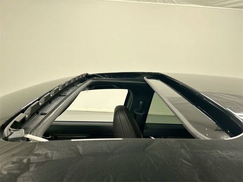 New 2025 MAZDA CX-5 Signature image 8