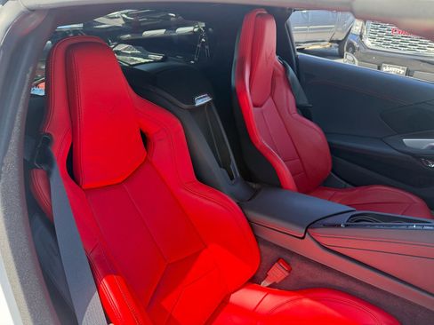 Used 2023 Chevrolet Corvette Stingray Coupe w/ Z51 Performance Package image 29