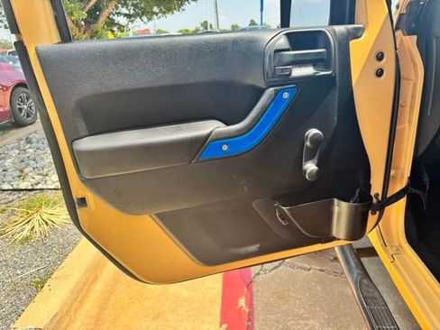 Used 2013 Jeep Wrangler Sport AWD/4WD image 22