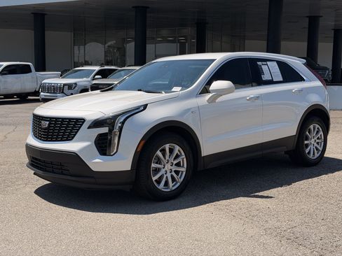 Used 2023 Cadillac XT4 Luxury FWD image 7