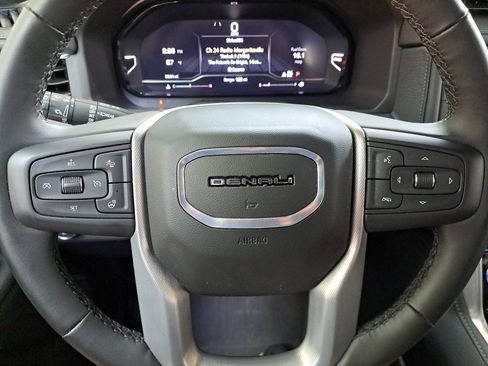 Used 2024 GMC Yukon Denali w/ Max Trailering Package AWD/4WD image 27