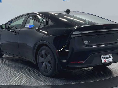 New 2026 Toyota Prius Plug-In Hybrid image 6