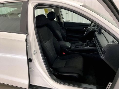 Used 2025 Honda Accord LX image 11