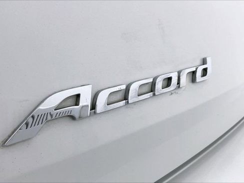 Used 2013 Honda Accord EX-L image 32