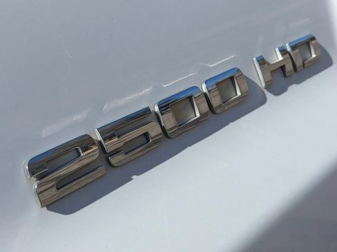 Used 2015 Chevrolet Silverado 2500 W/T AWD/4WD image 22