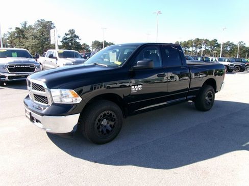 Used 2024 RAM 1500 Classic SLT image 2