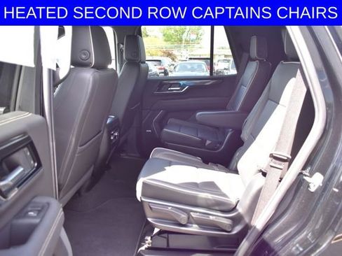 Used 2025 GMC Yukon Elevation AWD/4WD image 5