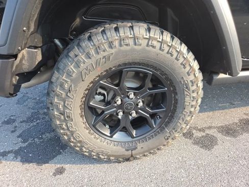 Used 2024 Jeep Wrangler Unlimited Sport AWD/4WD image 29