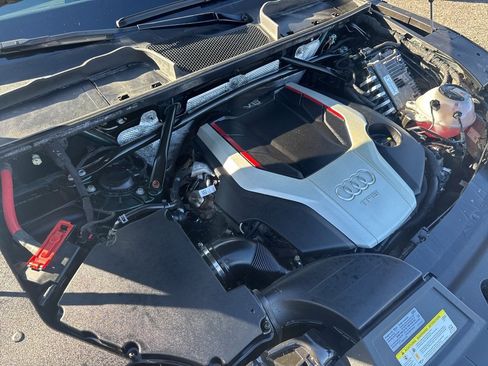 Used 2019 Audi SQ5 Premium Plus w/ Premium Plus Package image 42