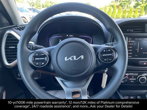Certified 2025 Kia Soul LX w/ LX Technology Package FWD image 23