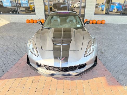 Used 2015 Chevrolet Corvette Z06 w/ 3LZ Preferred Equipment Group RWD image 31