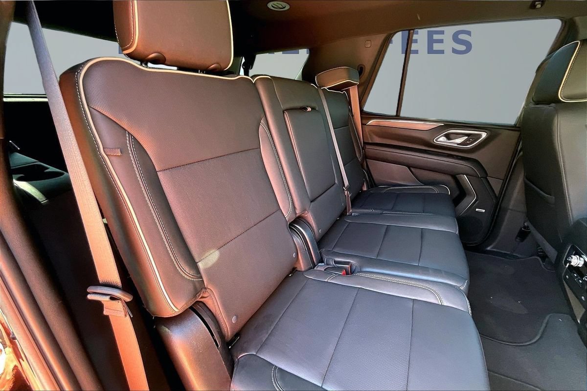 Used 2023 GMC Yukon SLT RWD image 25