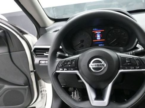Used 2021 Nissan Altima 2.5 S FWD image 15