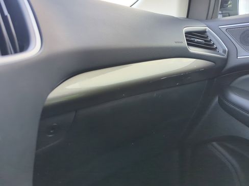 Certified 2024 Ford Edge SEL image 26